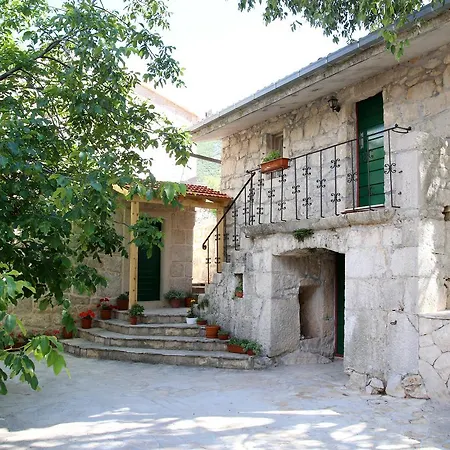 Holiday Galin Dvor * Šestanovac